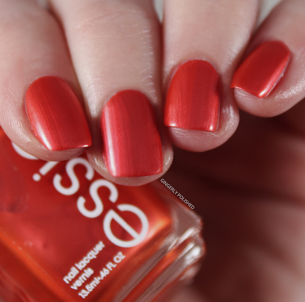 GINGERLY Day Valentine\'s & Collection Swatches 2023 – Review – Essie POLISHED